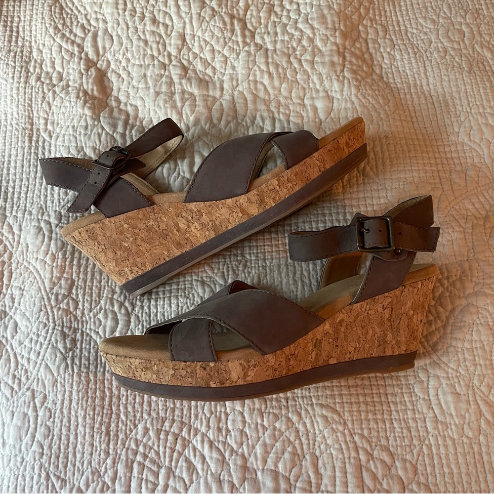 LL Bean Brown Suede Cork Wedges